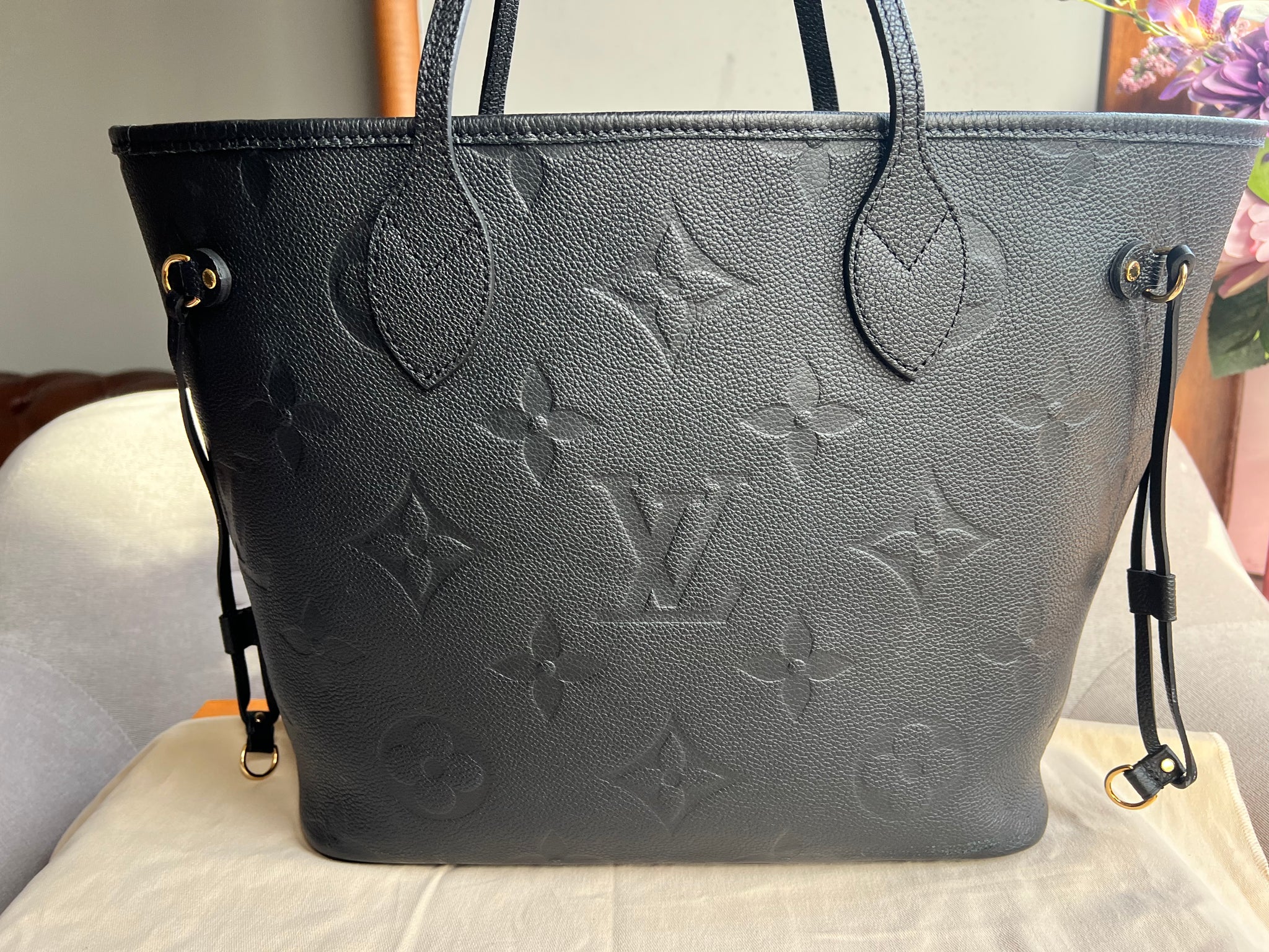 Louis Vuitton Neverfull MM Black Empreinte (RRP £1,940) – Addicted