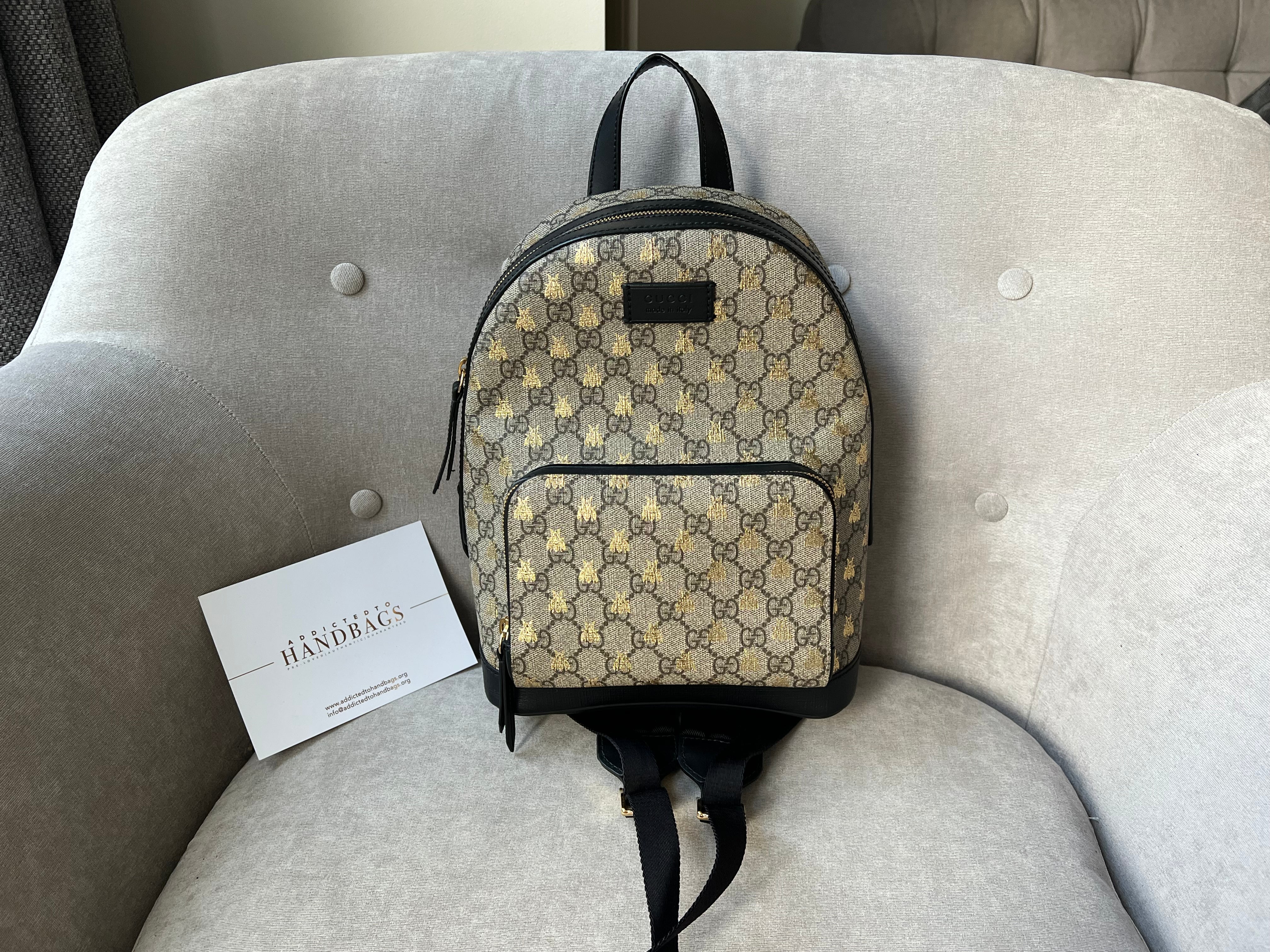 Gucci bee 2025 supreme backpack