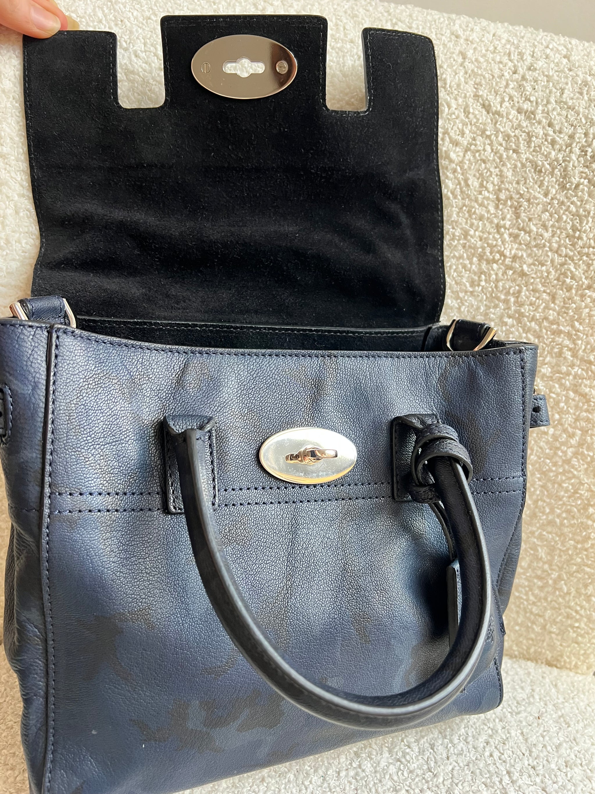 cara delevingne mini backpack Mulberry Mini Cara Backpack in Midnight Blue Camo Printed Goat (RRP £9 –  Addicted to Handbags