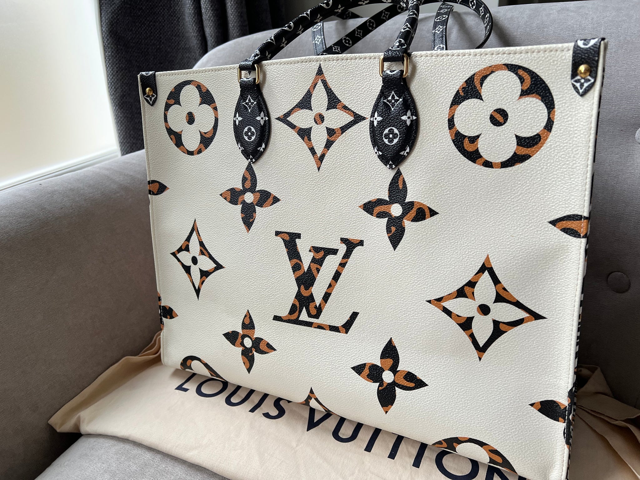 Louis Vuitton Limited Edition On the Go GM Jungle Giant Monogram