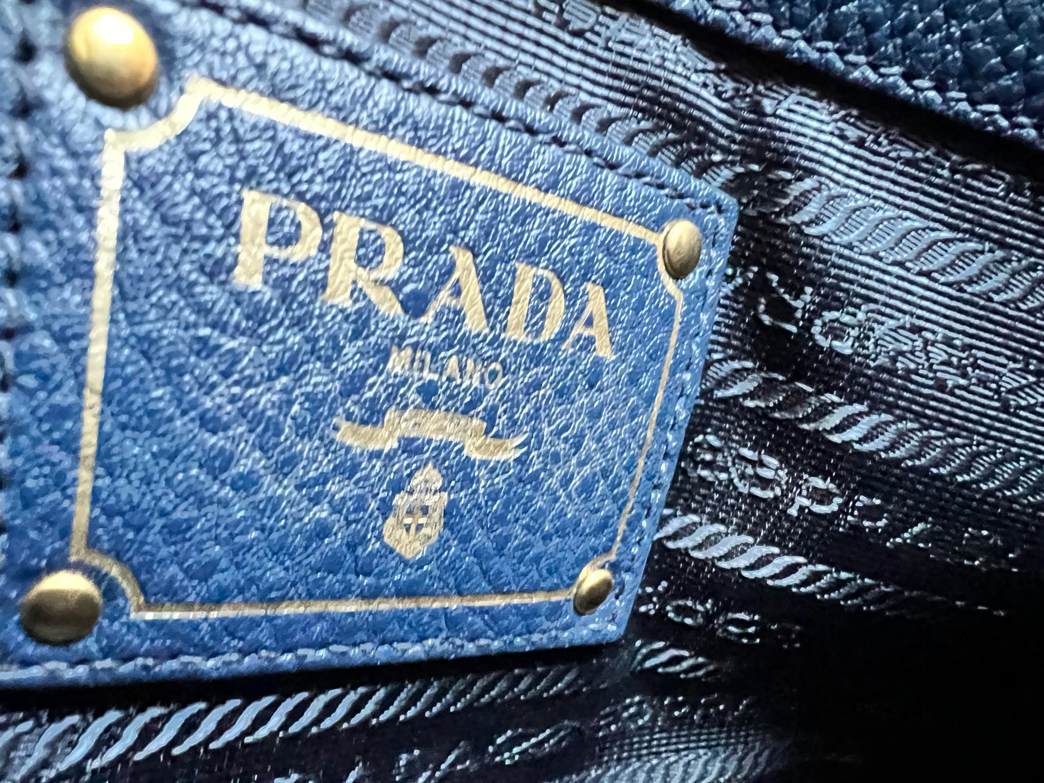 Prada Blue Vitello Daino Two Way Tote – Addicted to Handbags