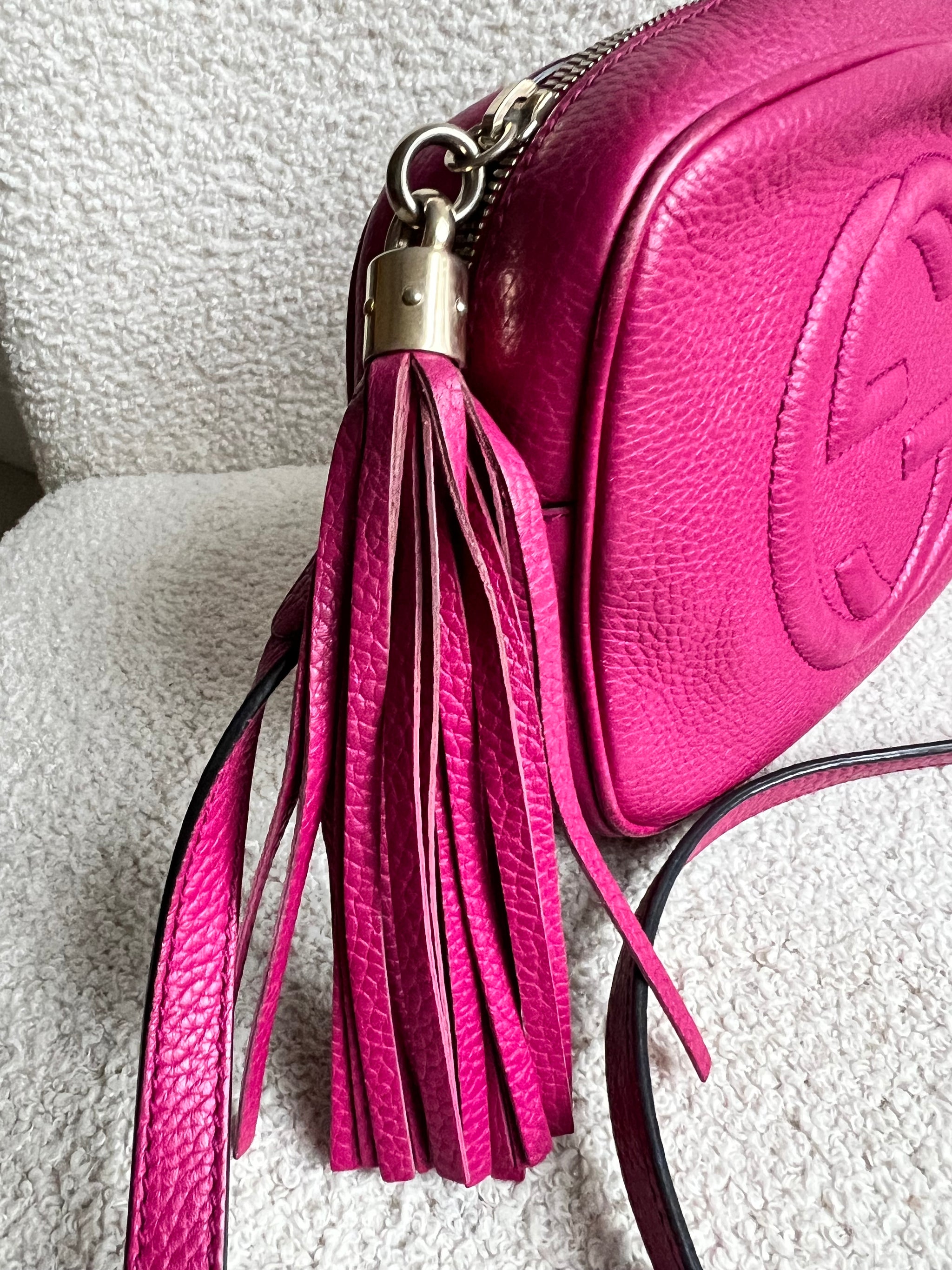 GUCCI ソーホー ディスコ バッグ ピンク Gucci Pink Soho Disco – Addicted to Handbags