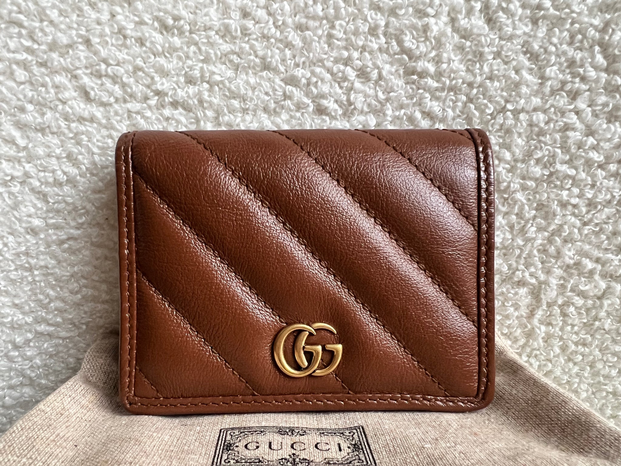 Gucci GG Brown Marmont Matelasse Card Case Wallet RRP 380