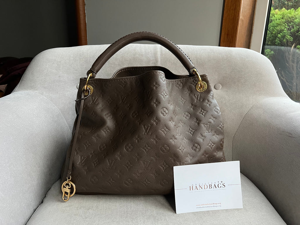 Louis Vuitton – Addicted to Handbags