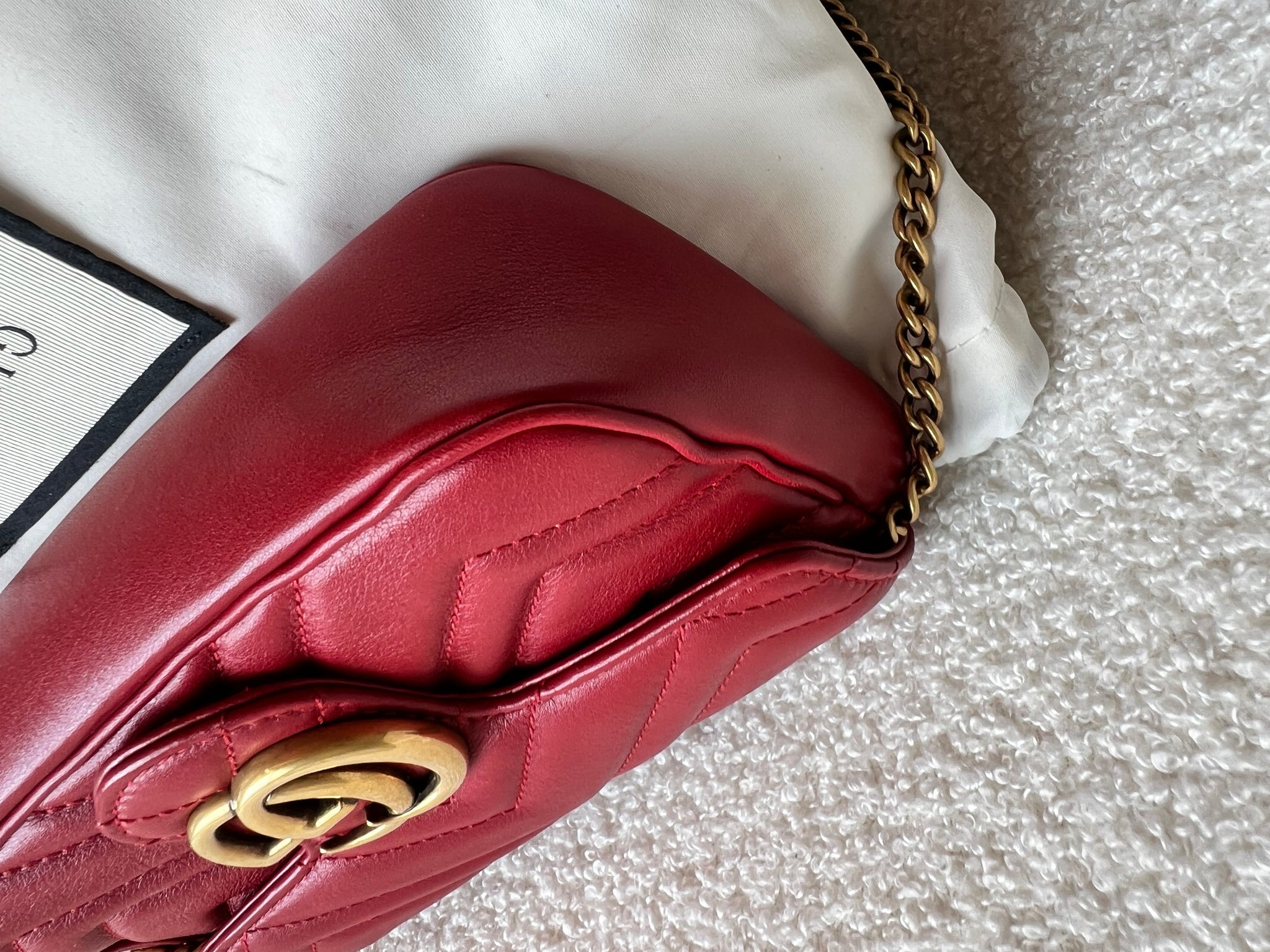 Mini red gucci bag on sale