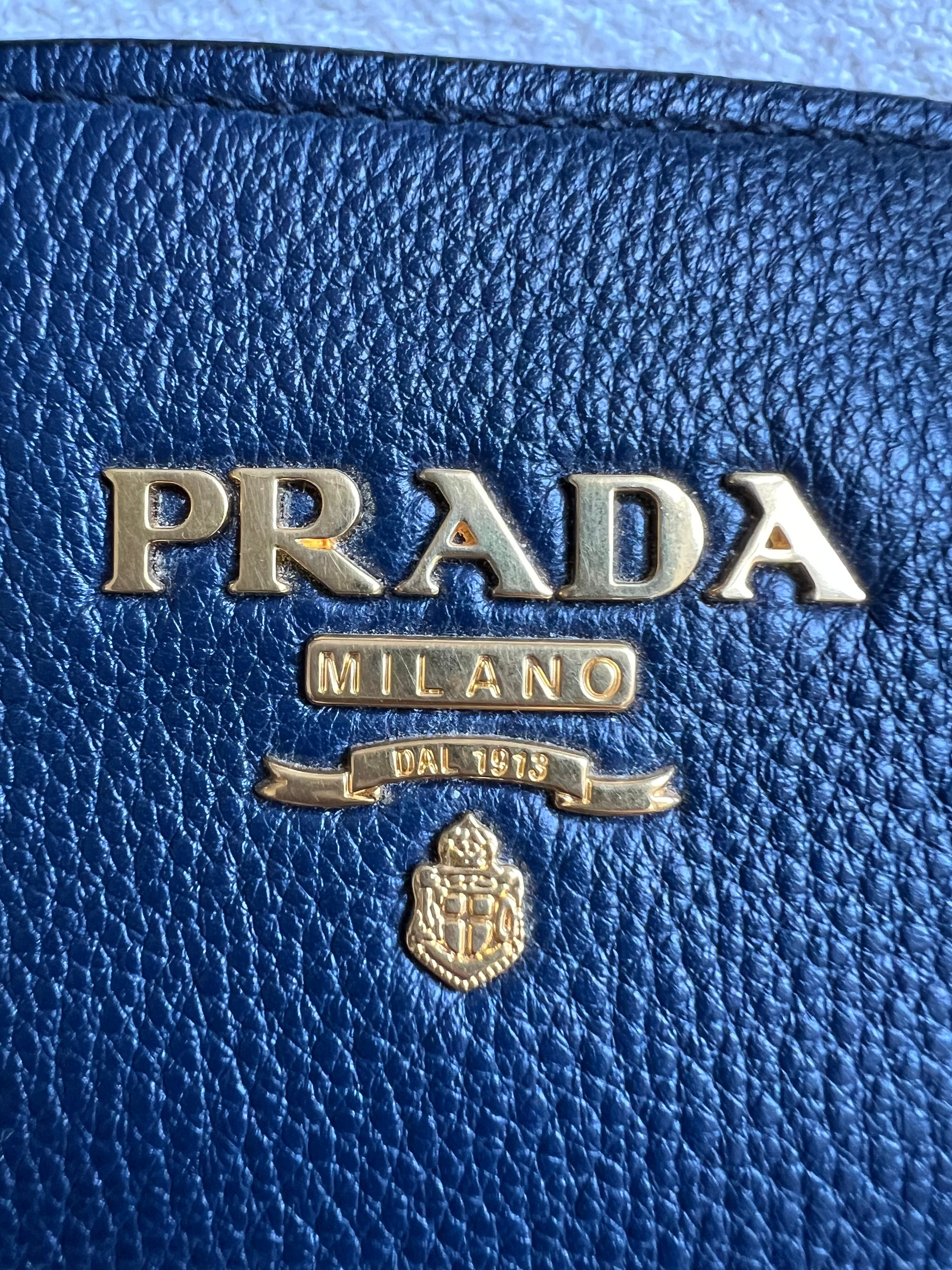 Prada Blue Vitello Daino Two Way Tote – Addicted to Handbags