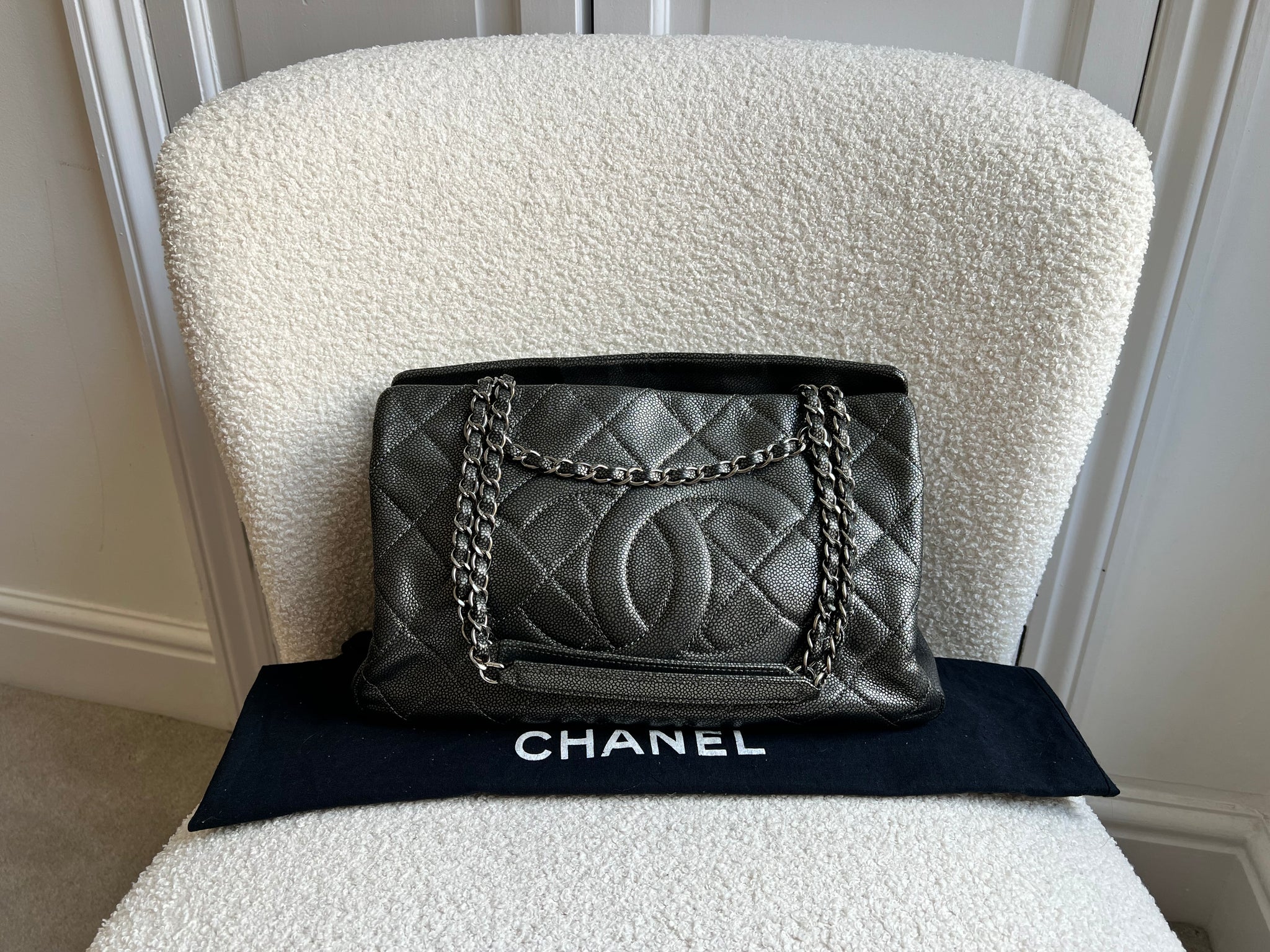Chanel – Addicted to Handbags