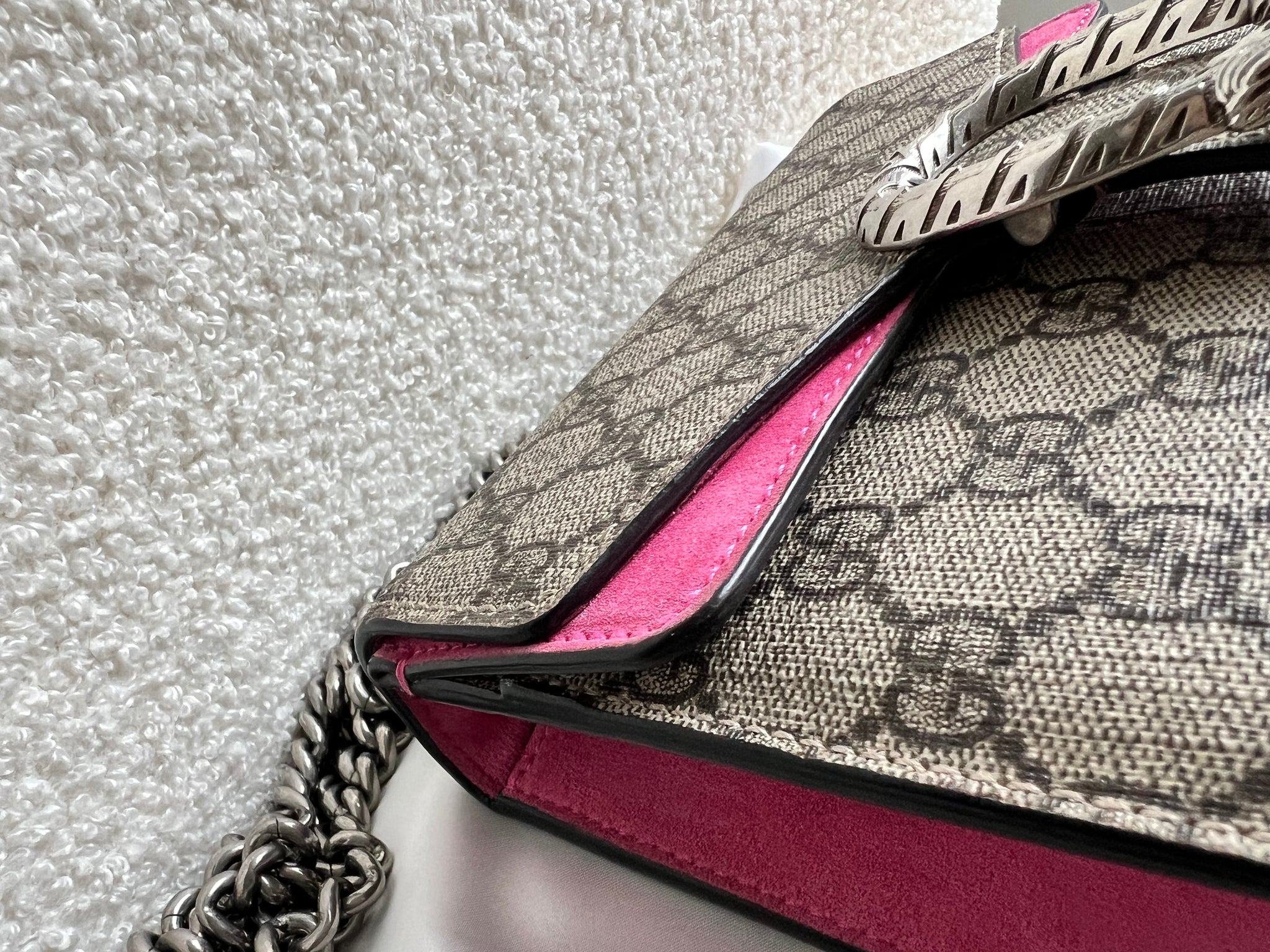 ショルダーバッグ・ポシェット GUCCI MINI BAG DIONYSUS IN TEESUTO GG SUPREME Dionysus mini bag in GG Supreme | GUCCI® US
