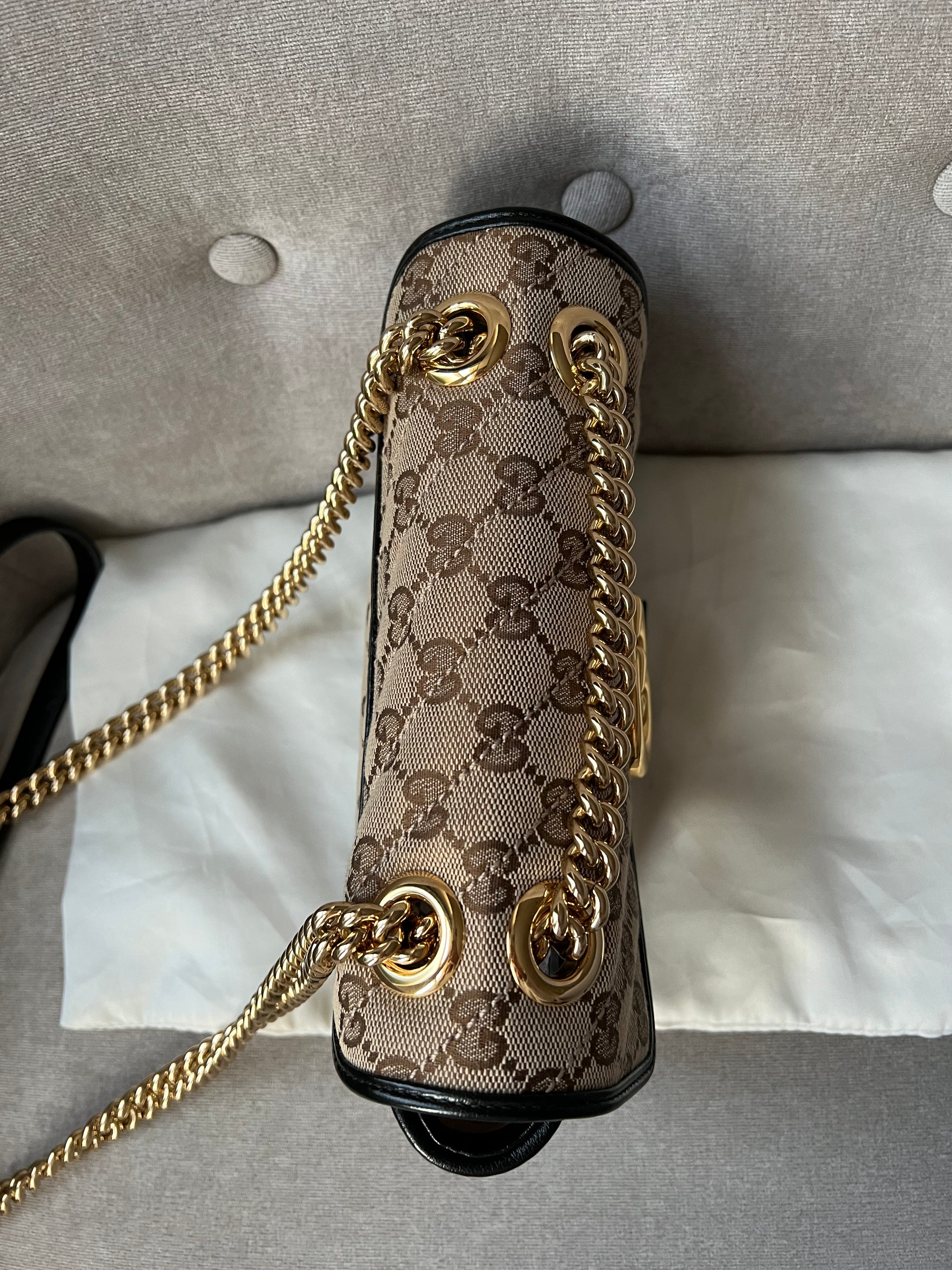Gucci crossbody gold chain hotsell