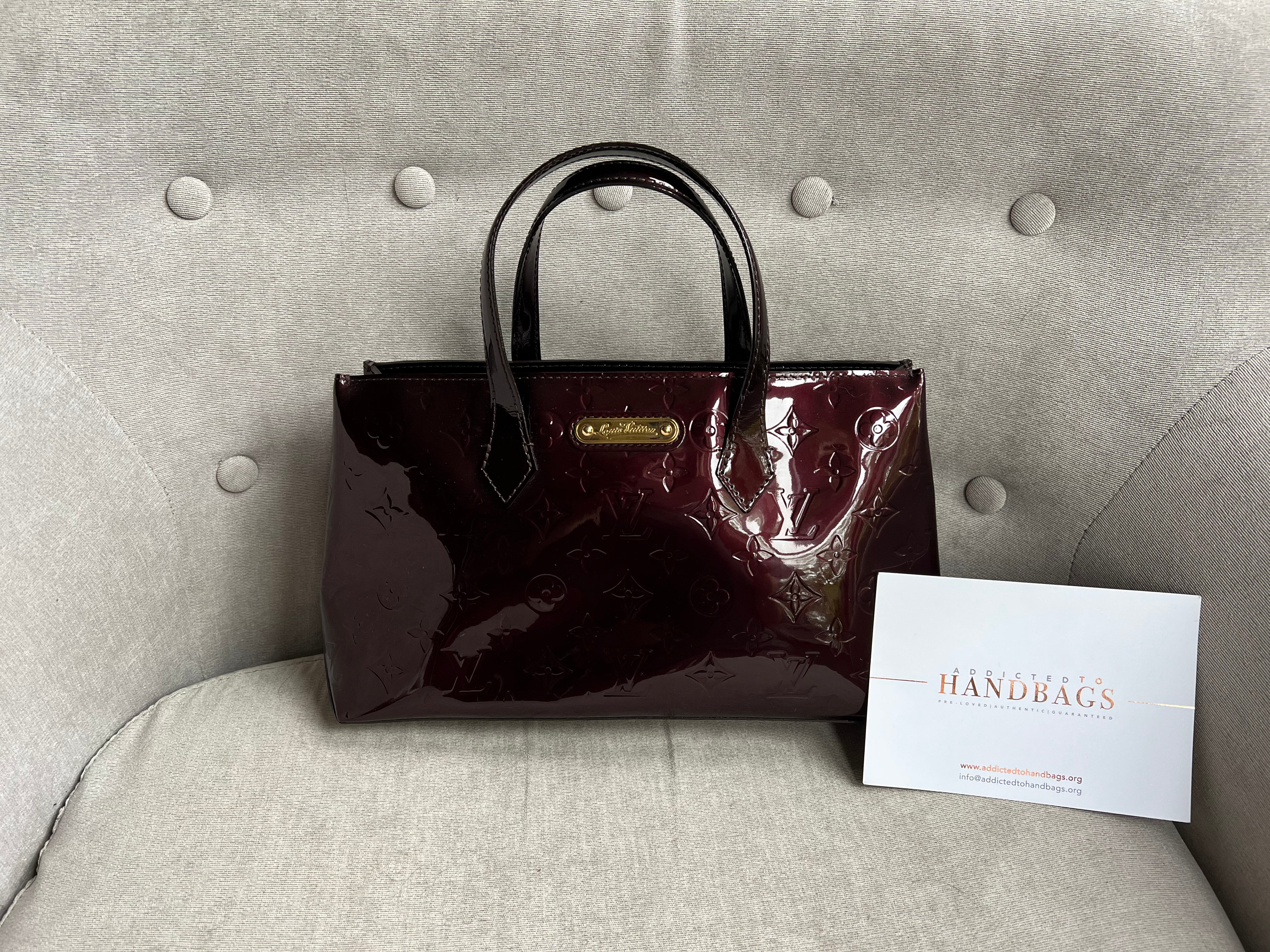 Louis Vuitton Wilshire Shopping Bag in Burgundy Monogram Patent