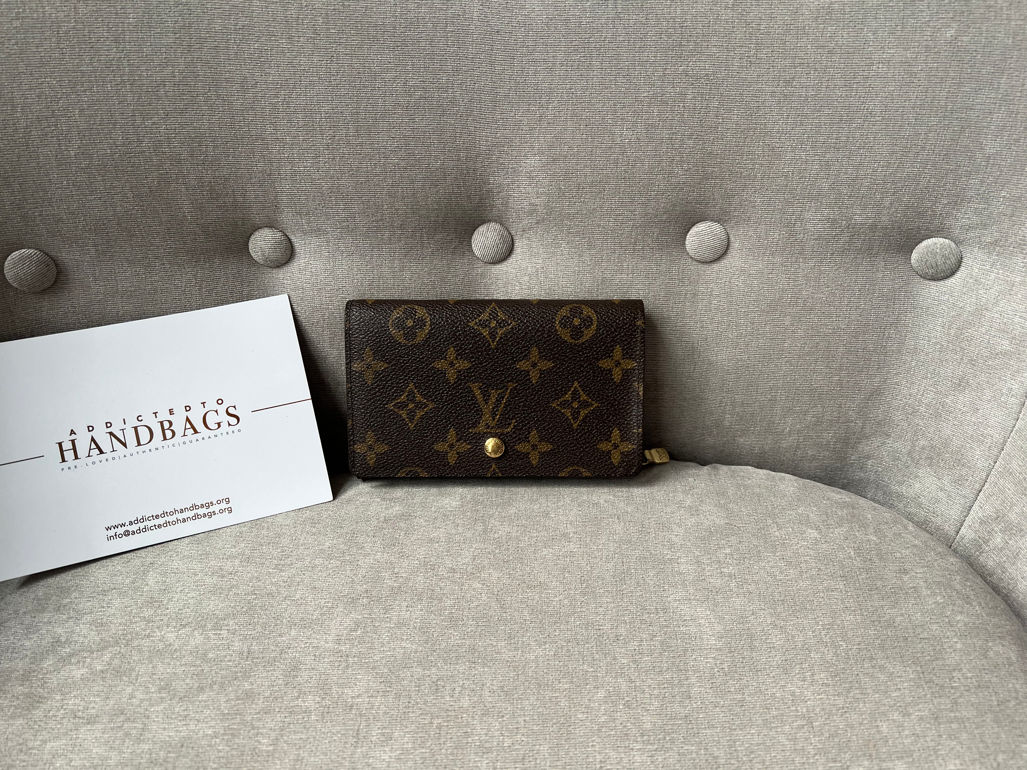 Louis Vuitton Micro wallet