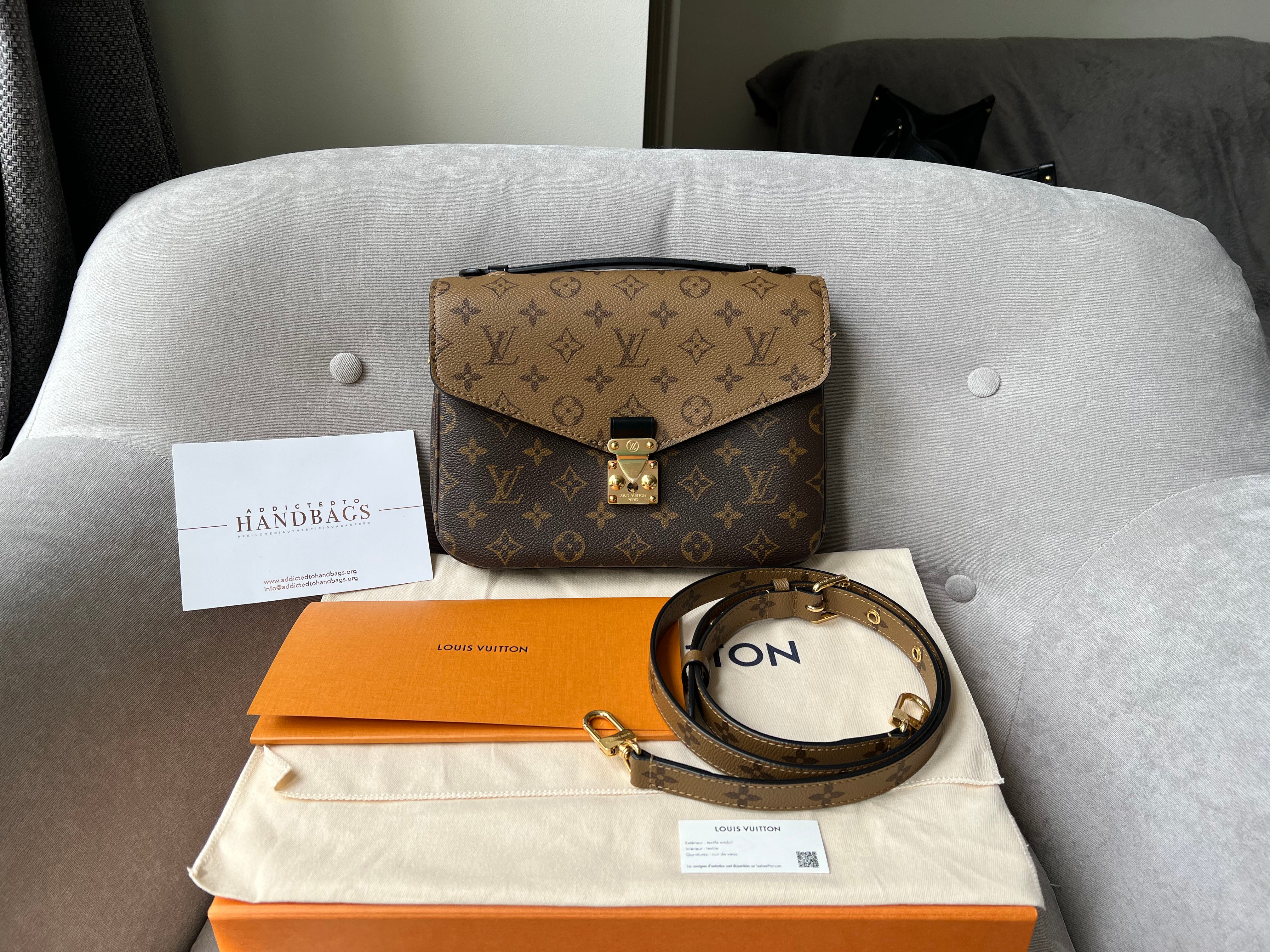 Louis Vuitton, Bags, Pochette Mtis Reverse