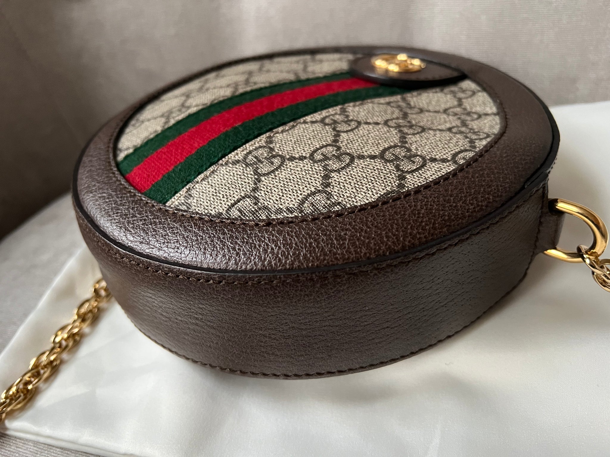 Round bag gucci on sale