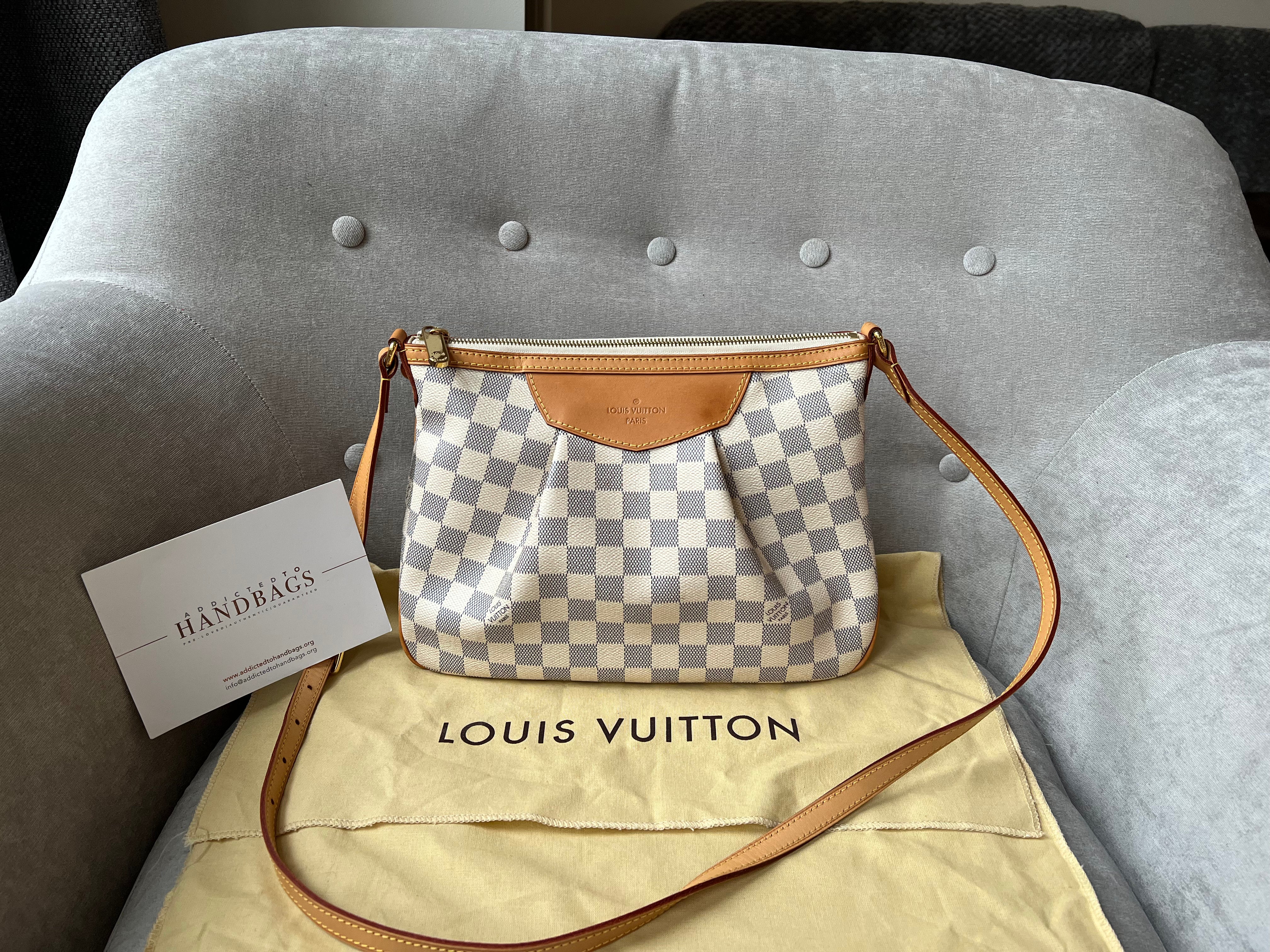 Louis Vuitton Siracusa Pm 870962 White Damier Azur Canvas Cross Body Bag, Louis  Vuitton