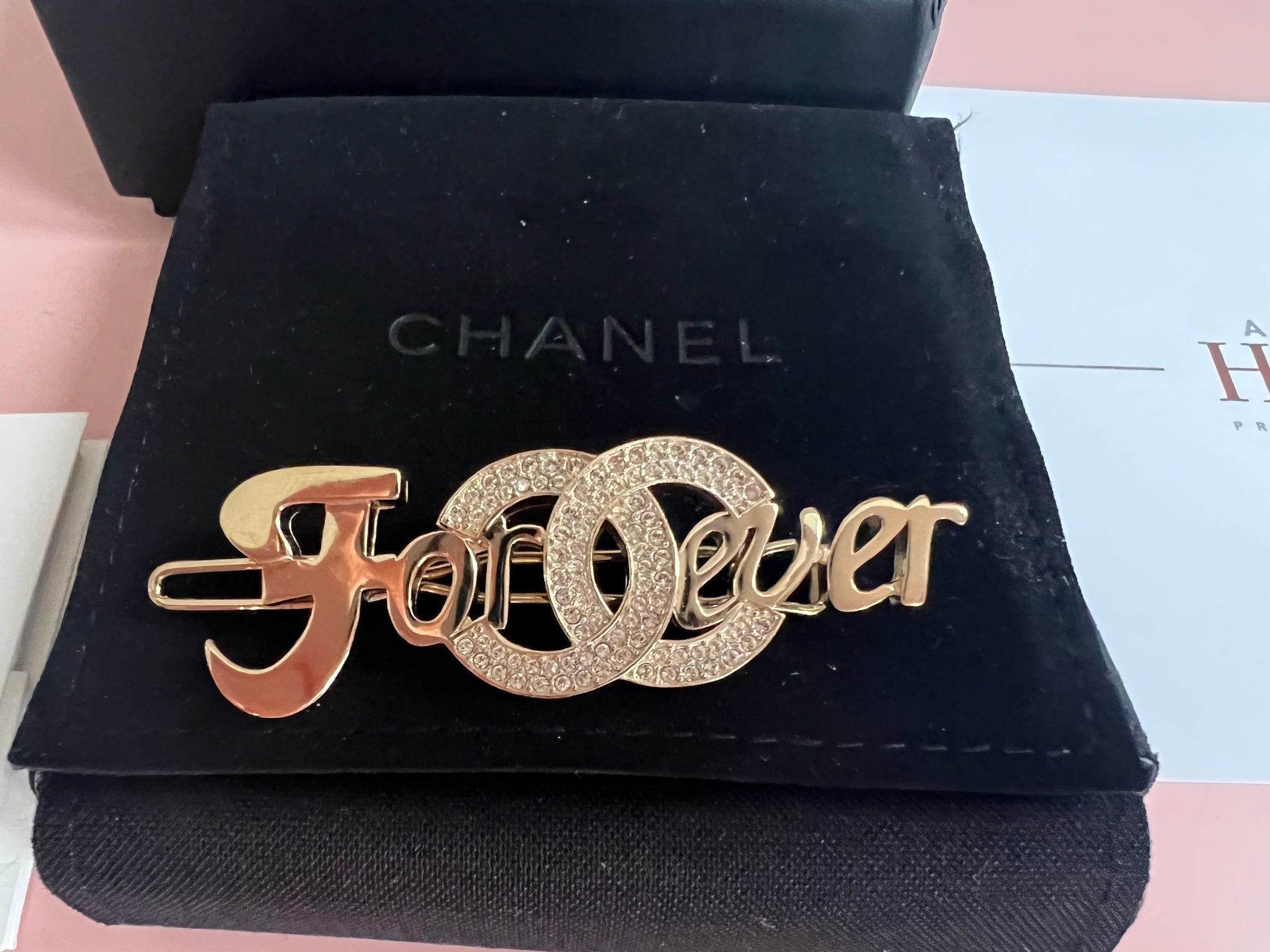 Chanel CC Hairclip – Addicted to Handbags