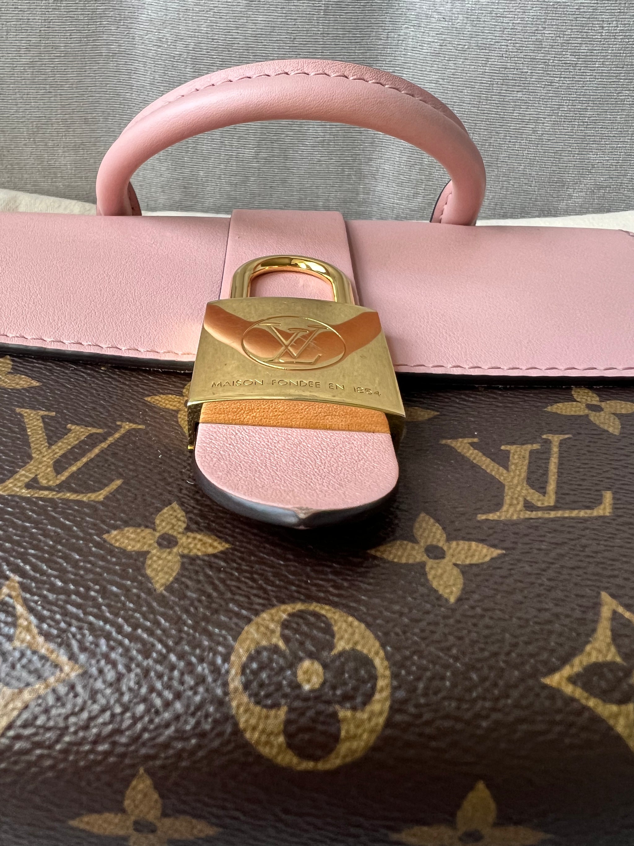 Louis Vuitton Locky BB Monogram Rose Poudre RRP 1650 Addicted to Handbags